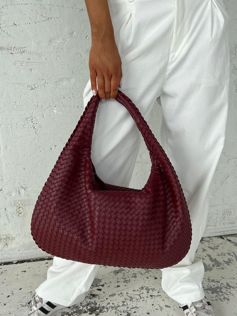 Musthave Bag - Crimson