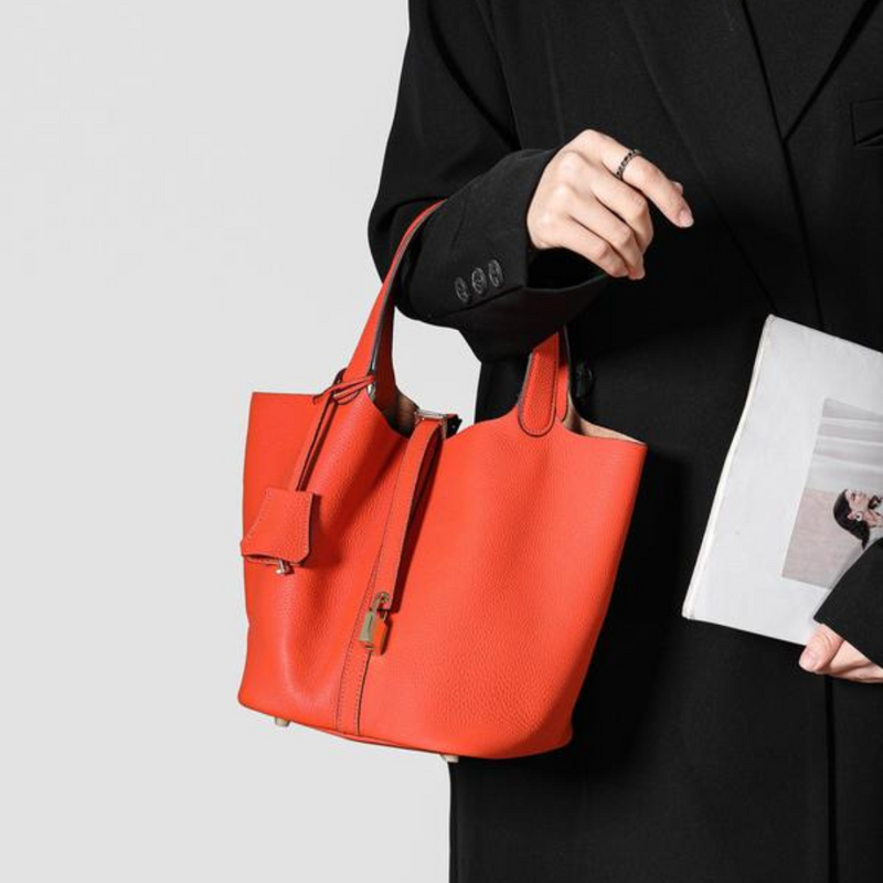 Leather Bucket Lock Bag