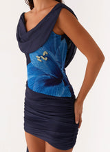 Midnight Bloom Mini